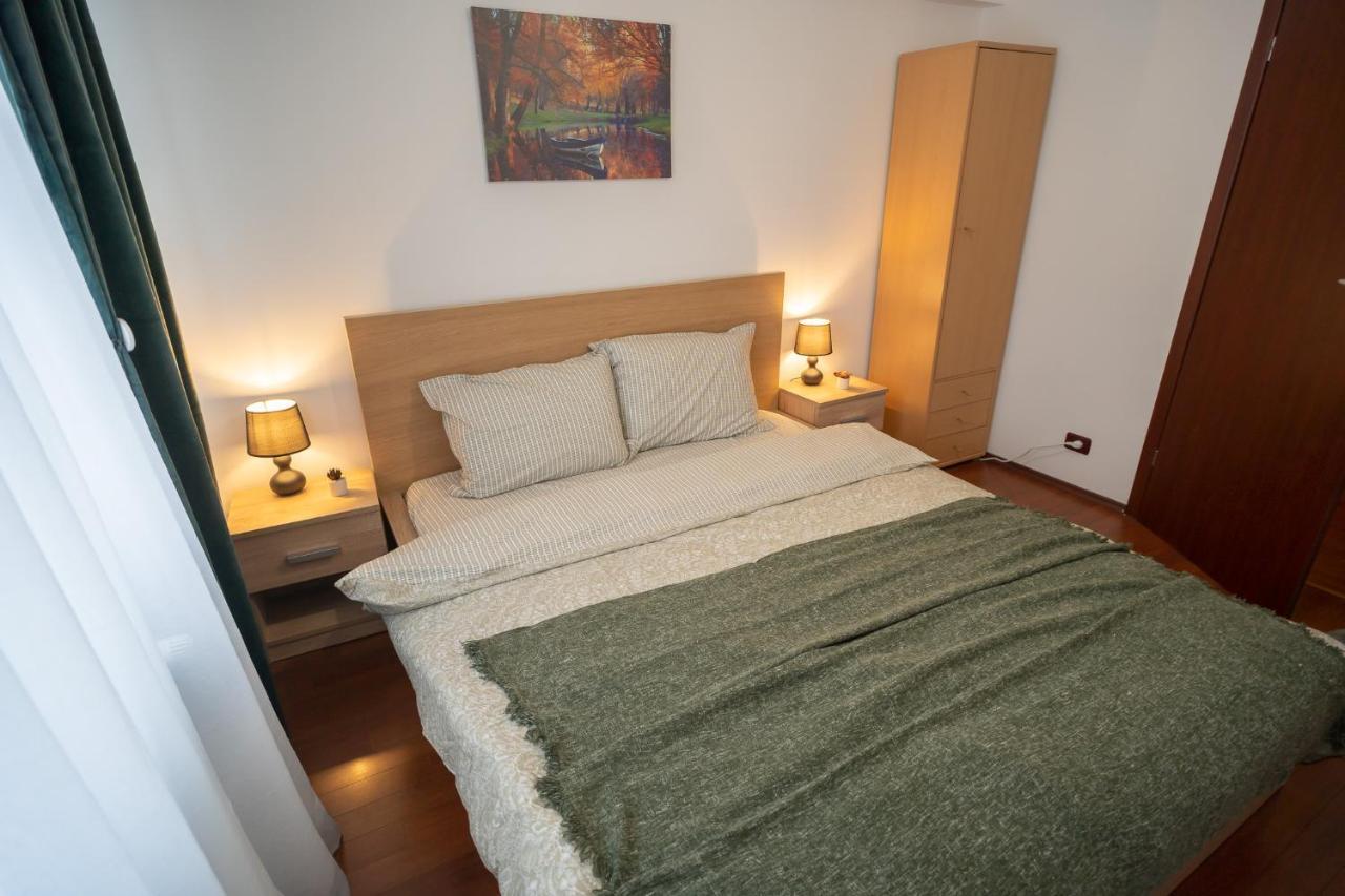 Spacious 2Br Dristor Apartment บูคาเรสต์ ภายนอก รูปภาพ