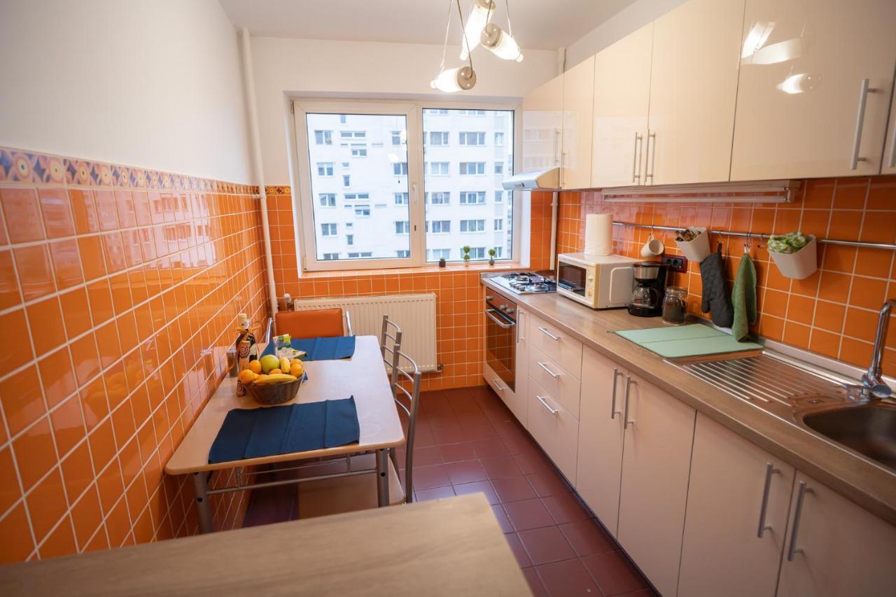 Spacious 2Br Dristor Apartment บูคาเรสต์ ภายนอก รูปภาพ